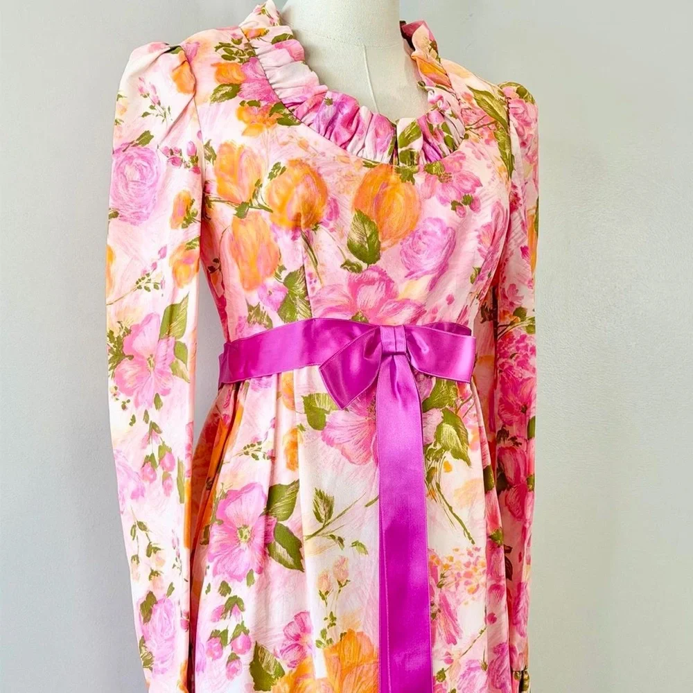 Vintage 1960s / 1970s Maxi Dress Watercolor Floral Pink Spring 60s 70s Flower - Picture 4 of 8